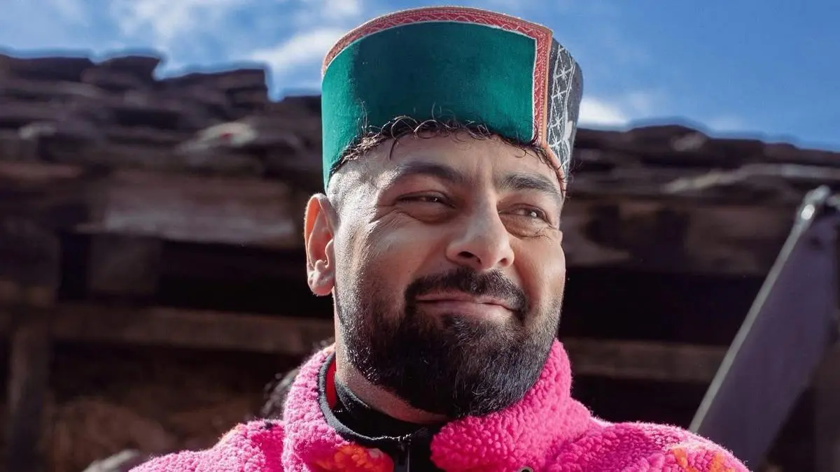 Badshah issues apology for objectionable lyrics in 'Tateeree'