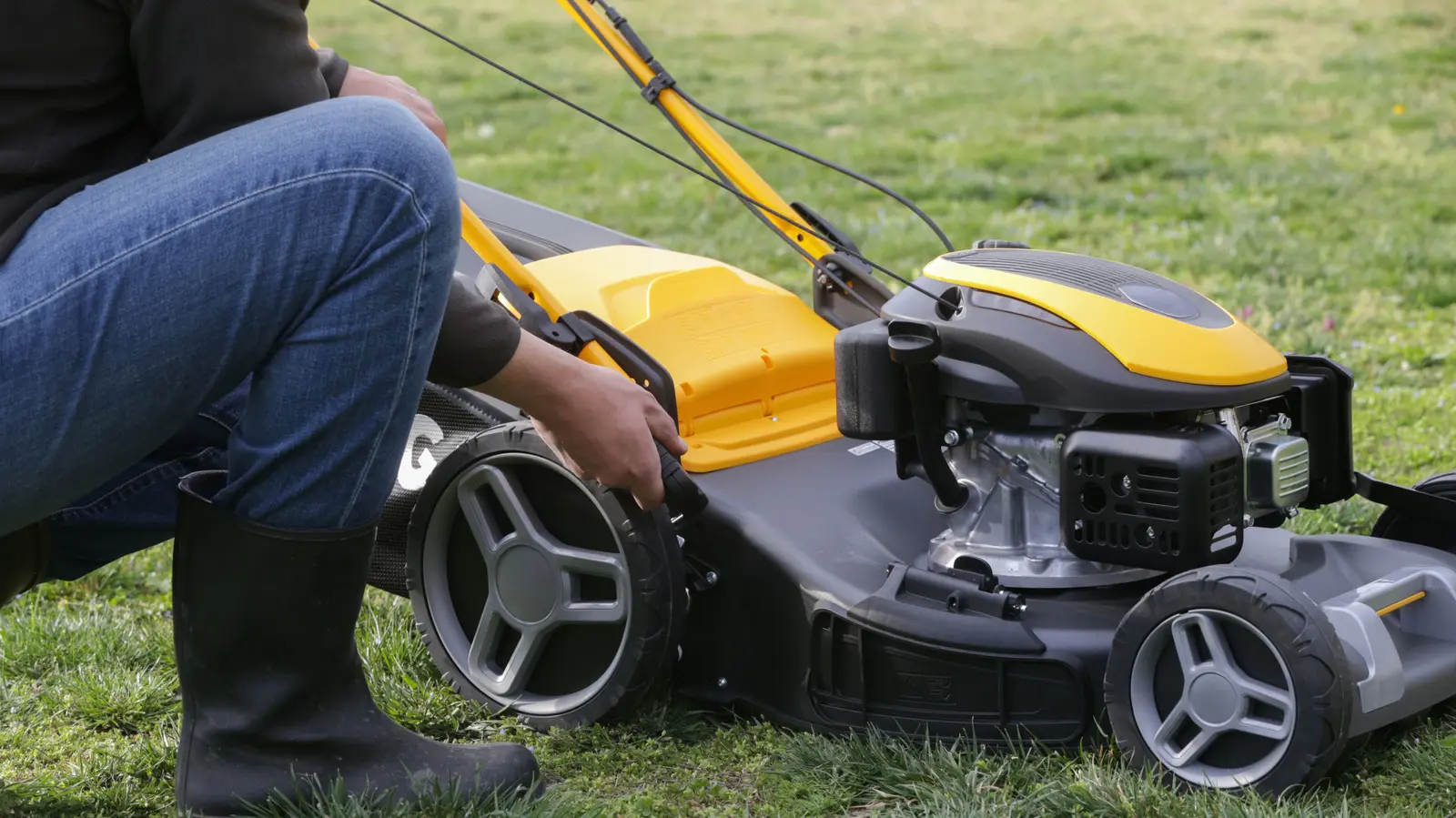 Can A Cracked Mower Deck Be Welded?